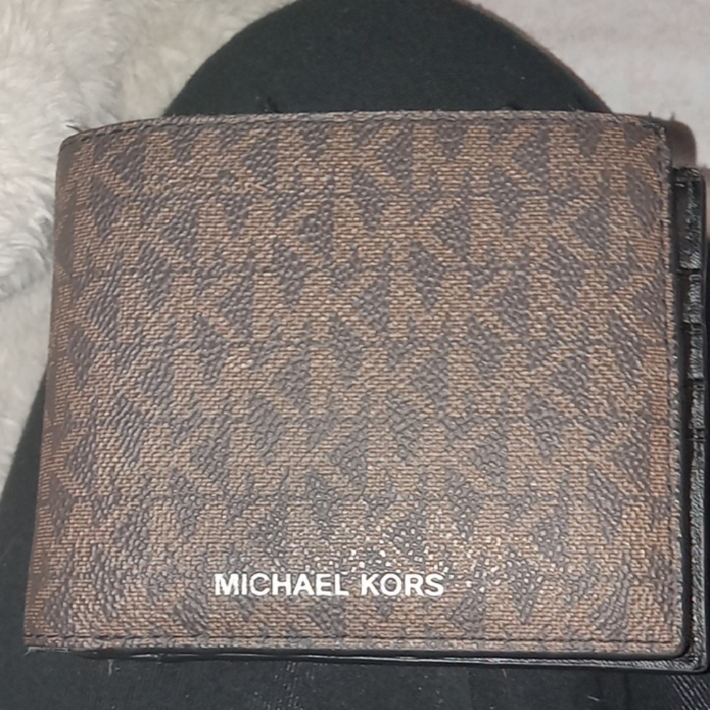 Michael Kors Brown Cooper Billfold With Passcase Wallet